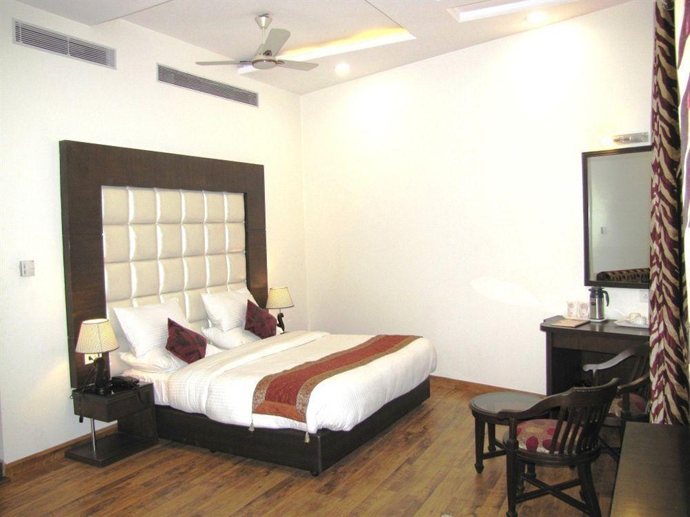 Hotel Prems Paradise Amritsar Exterior foto