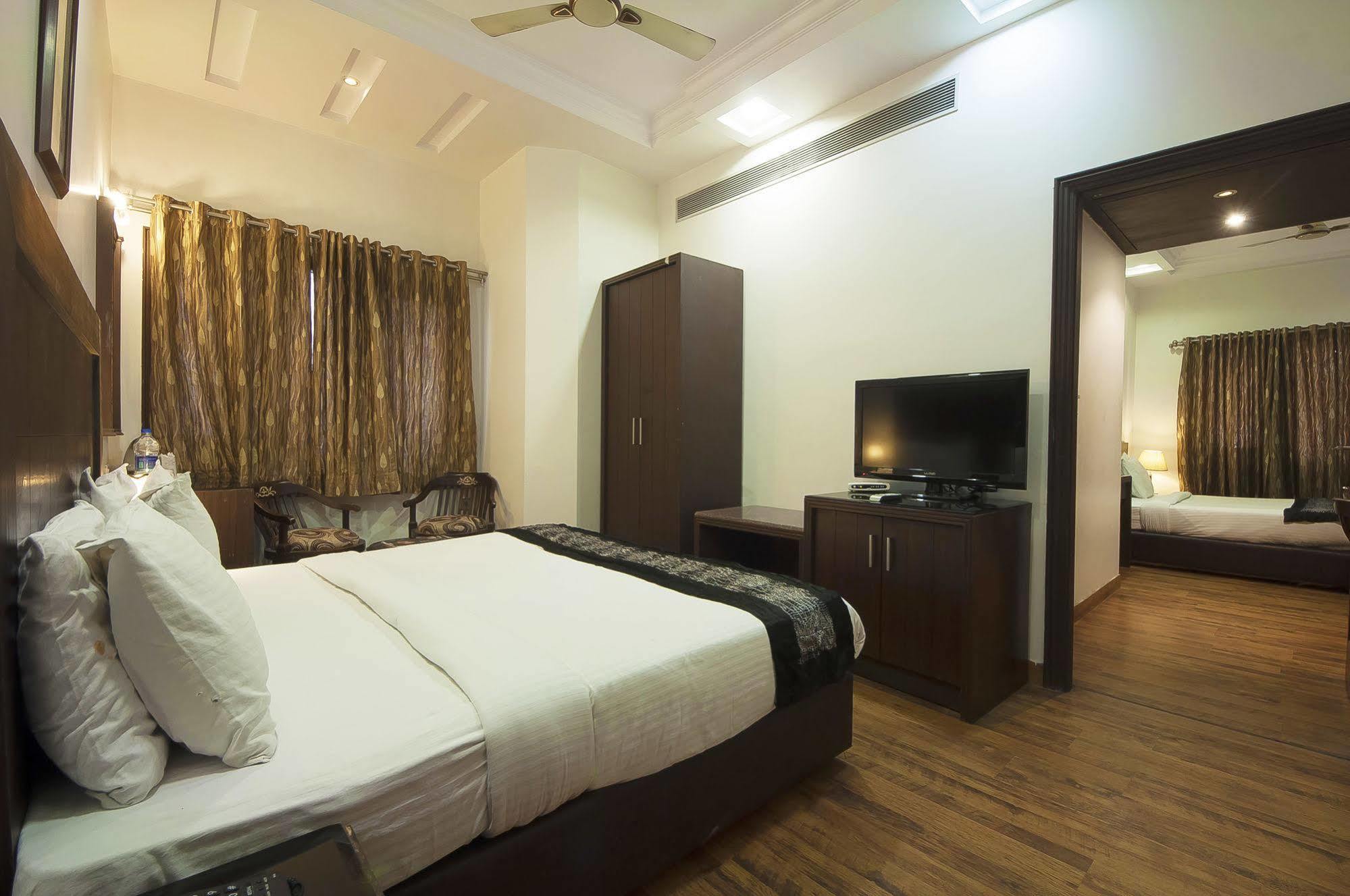 Hotel Prems Paradise Amritsar Exterior foto